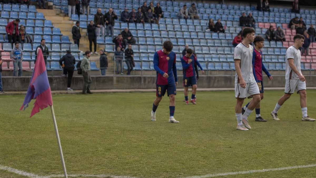 Barcelona besegrade Athletic Club med 2–0 i ligapremiären på Camp Nou