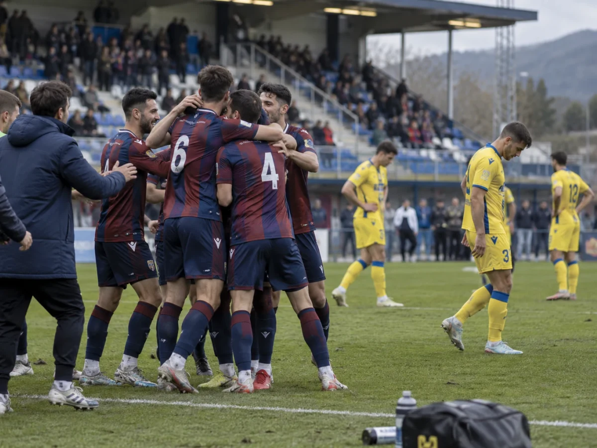 Eibar befäster serieledningen efter 3-2 mot Las Palmas