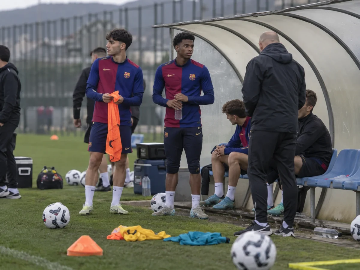 Hamza Abdelkarim förlänger med Barcelona till 2030