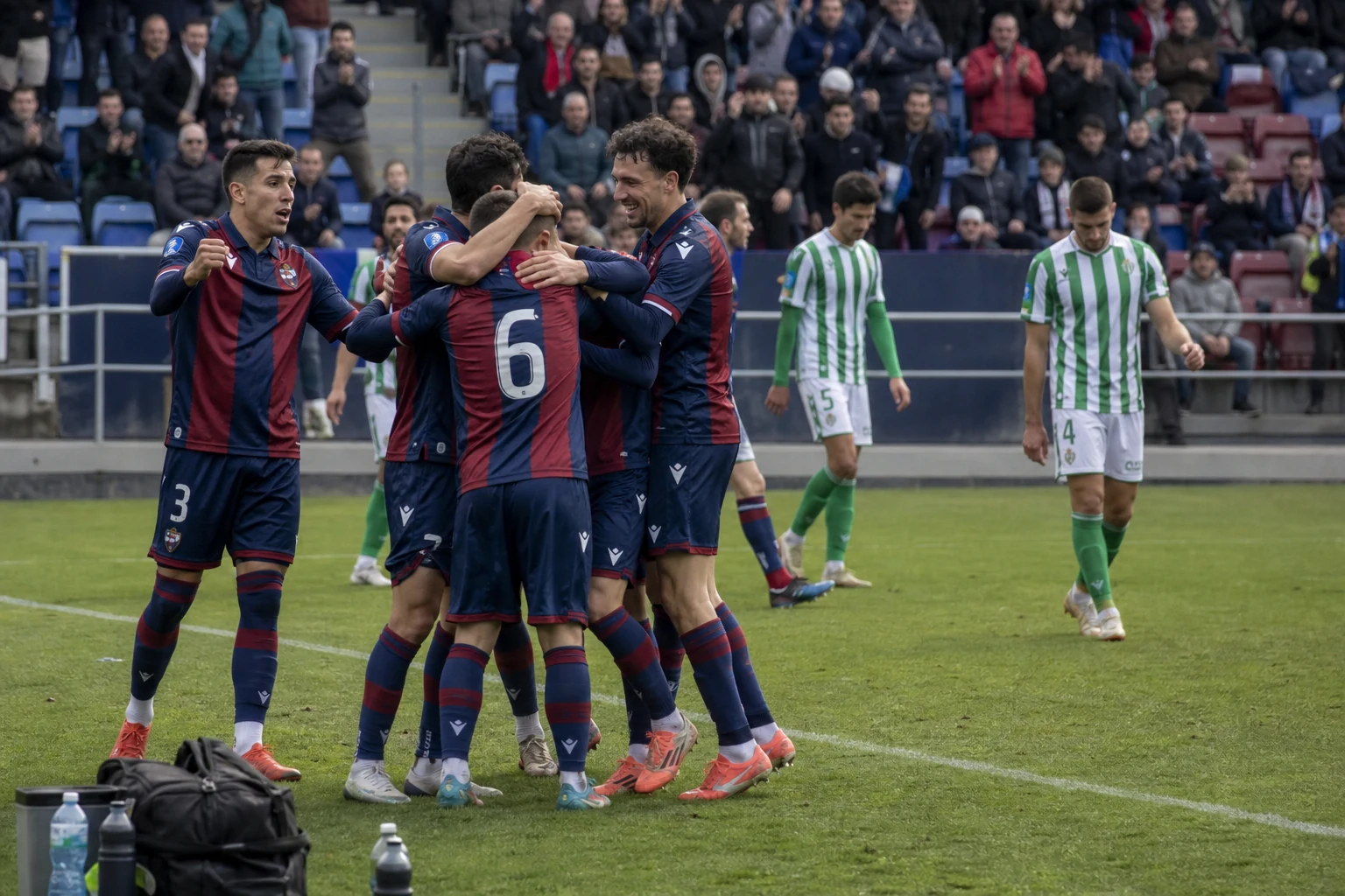 Levante besegrade Real Betis med 5–2